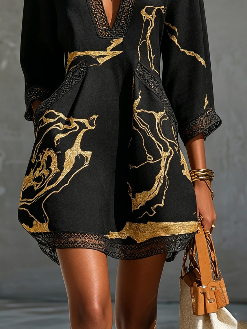 Donatella - Vestido Mini Negro con Estampado Mármol Dorado y Encaje Crochet