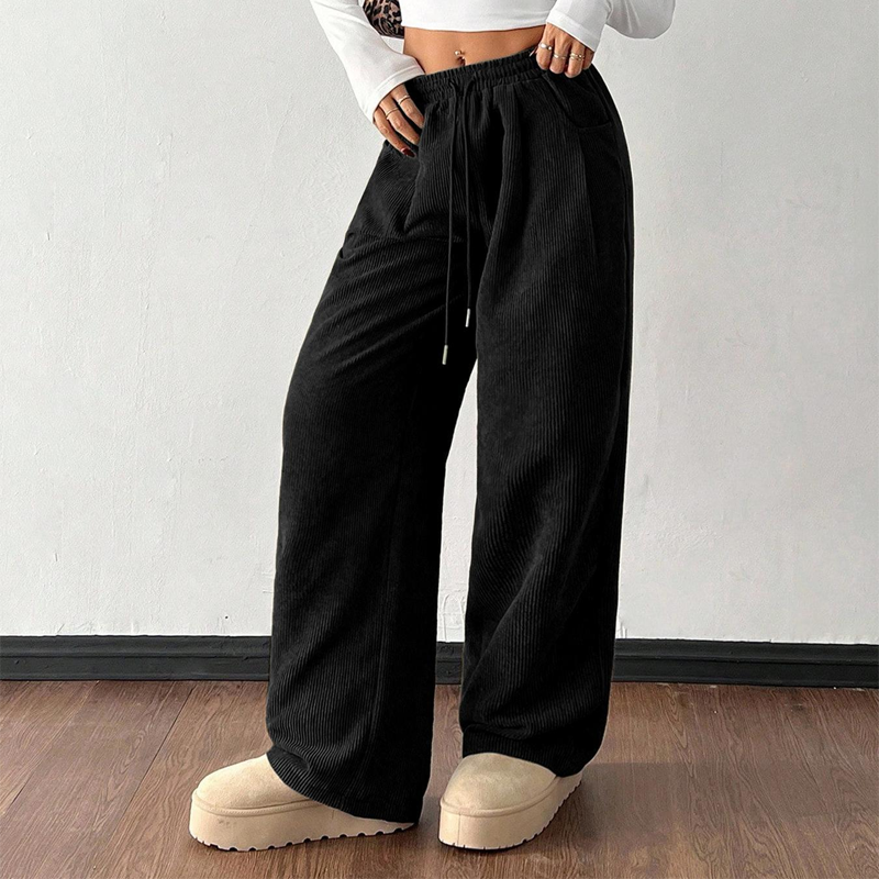 Pantalón de pana de tiro alto y corte amplio en negro